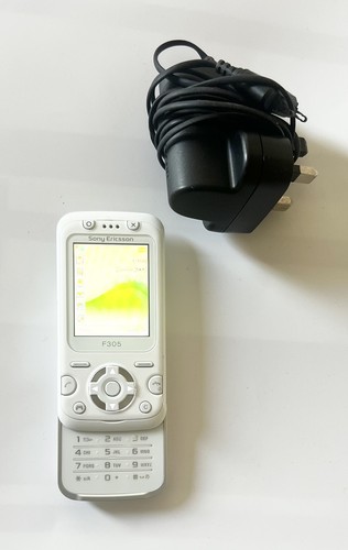 Sony ericsson f305 - ericsson, white