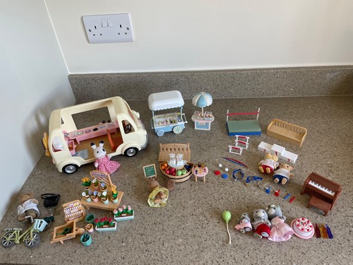 Sylvanian families bundle