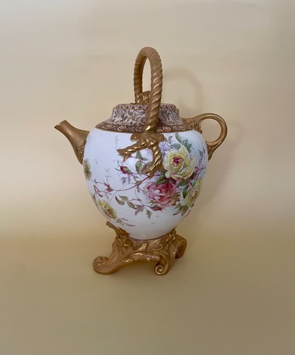 Antique royal doulton burslem - royal,