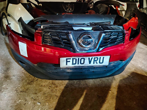 Red front bumper - front, nissan