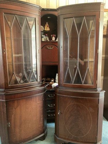 Corner cabinet mahogany glass - corner,