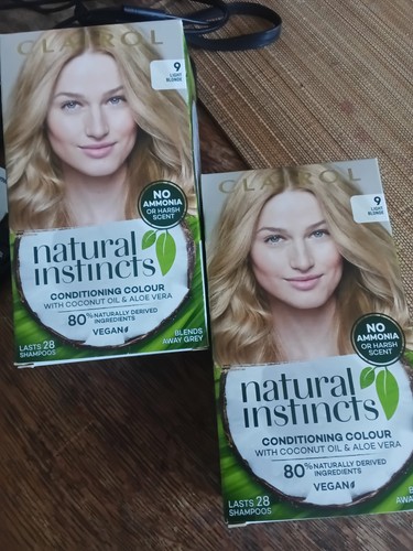 Clairol natural instincts - natural,