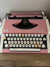 Vintage pink typewriter tbm de
