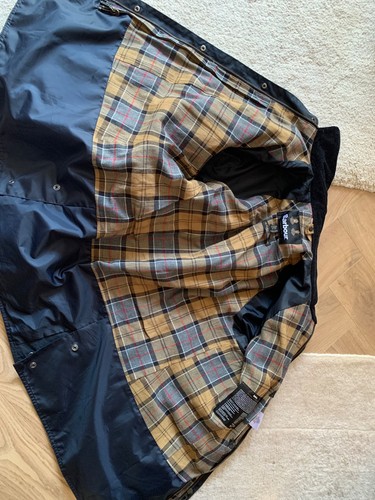 Barbour wax jacket beadnell - barbour,