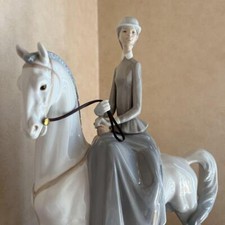 LLADRO White Horse Girl Figurine 4516 45cm Height, 36cm Width, 12cm Depth