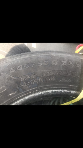 Super single tire for semi