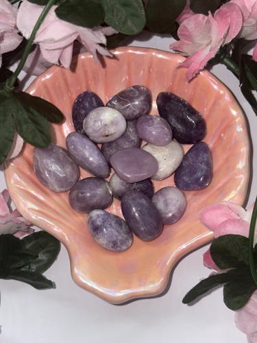 Lepidolite tumble the - lepidolite,