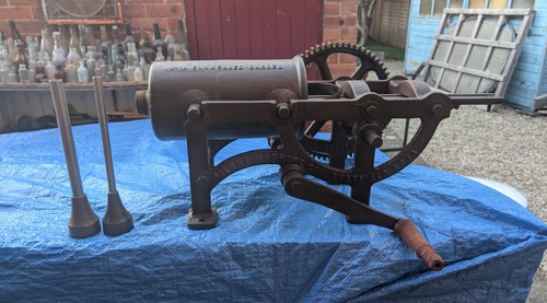 Antique silent machine - silent,