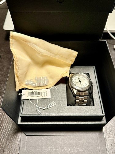 White seiko prospex - white,