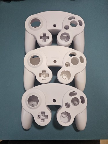 White gamecube controller - white,