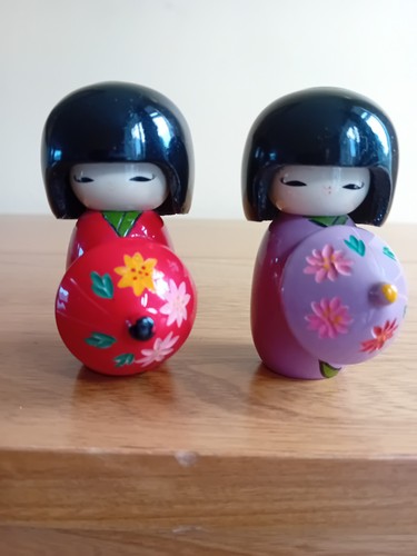Kokeshi small wooden dolls - small,