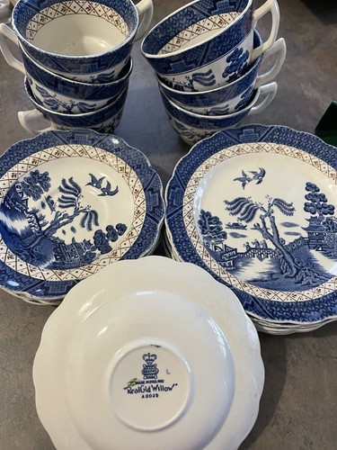Booths real old willow china - real,