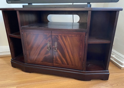 Strongbow corner cabinet - corner,