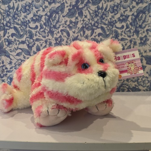 Bagpuss cat original yawning - bagpuss,