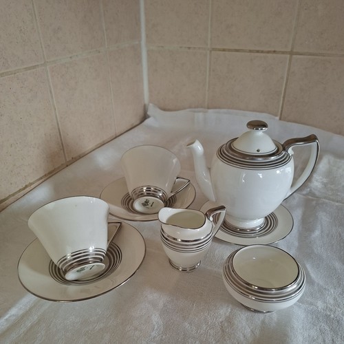Royal doulton tea for - doulton, deco