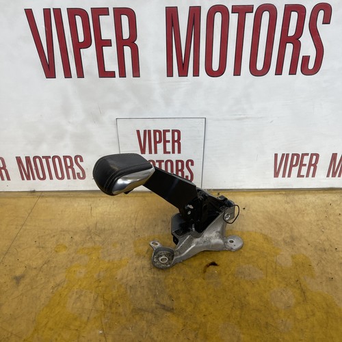 Peugeot 2008 handbrake lever - peugeot,