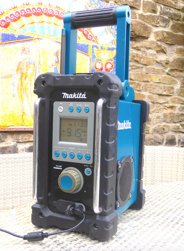 Makita bmr100 18v site - makita,