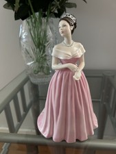 ROYAL DOULTON FIGURE CAMILLA HN4220