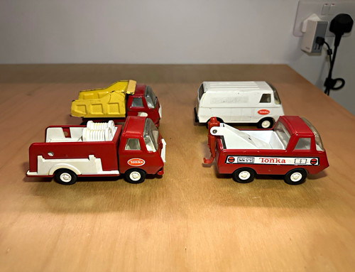 Tonka diecast lot trucks - of, 4