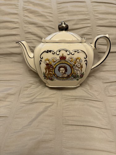 Rare queen elizabeth - elizabeth, ii