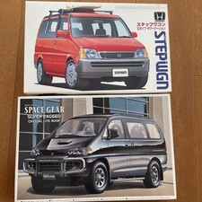 Honda Step Wagon Mitsubishi Delica 124 Scale Plastic Model Set New