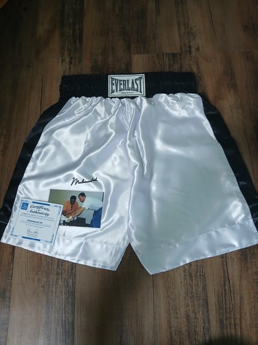 Rare signed muhammad ali - muhammad,