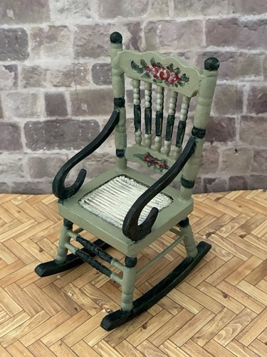 Dolls house scale - house,