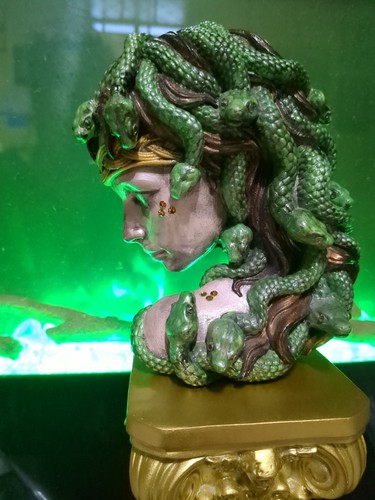 Medusa bust - medusa,