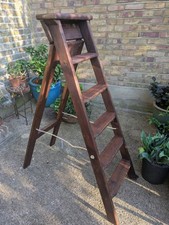 (5)VINTAGE 5 TREAD LIBRARY