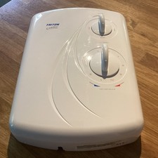 Triton Enrich White Shower Cover. P19140600