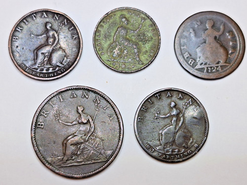 Copper farthings and half - farthings, a
