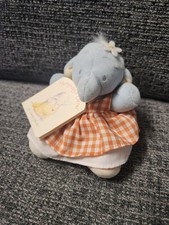 VINTAGE 4" LOTTIE HUMPHREYS