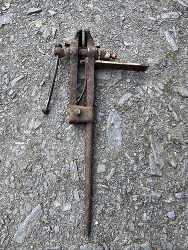 Antique blacksmiths leg vice - antique,