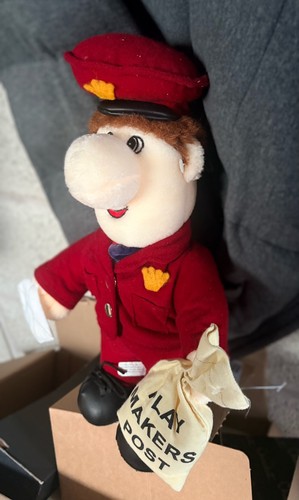 Playmakers large postman pat - playmakers,