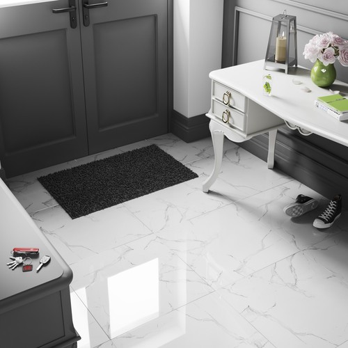 Sample m2 white marble - £21.89/m2,