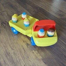 Little Tikes Vintage Flat Bed Truck With 5 Little People