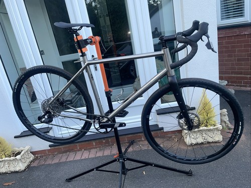Titus goldrush titanium gravel - titus,