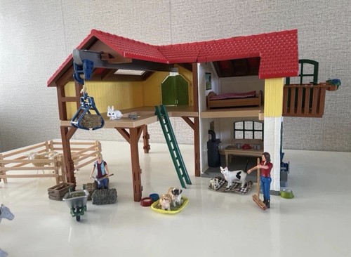 Schleich 42407 large farm - large,