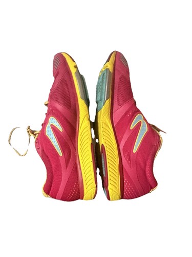 Newton motion w000415 red - motion,