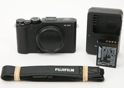 Fujifilm mirrorless - x-m1,