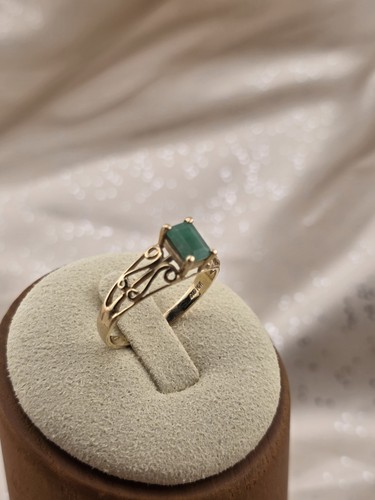 Antique 10k solid gold emerald - solid,