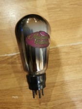 Vintage Marconi P625 radio