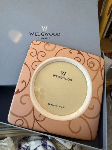 Pair wedgwood pink gilt - ,