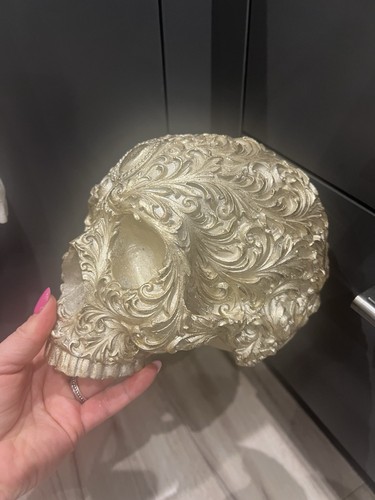 Skull ornament gold shining - ornament,