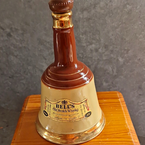 Bell old scotch whisky - old,