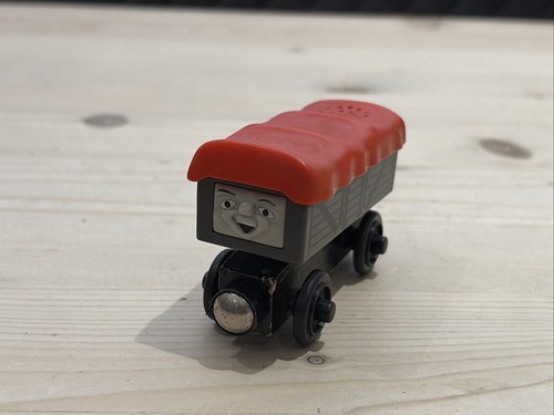 Thomas wooden railway giggling - wooden,