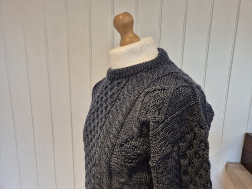 Aran sweater market 100 wool - aran,