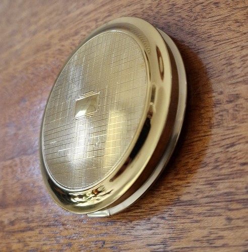 Vintage gold tone powder - gold,