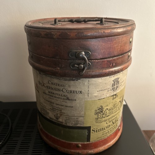 Vintage wooden round wine - vintage,