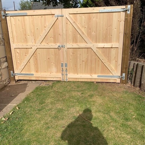 Wooden driveway gates straight - driveway,